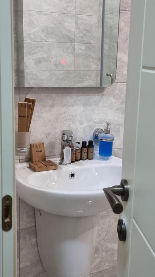 Gg Aparthotel Batumi Bagian luar foto