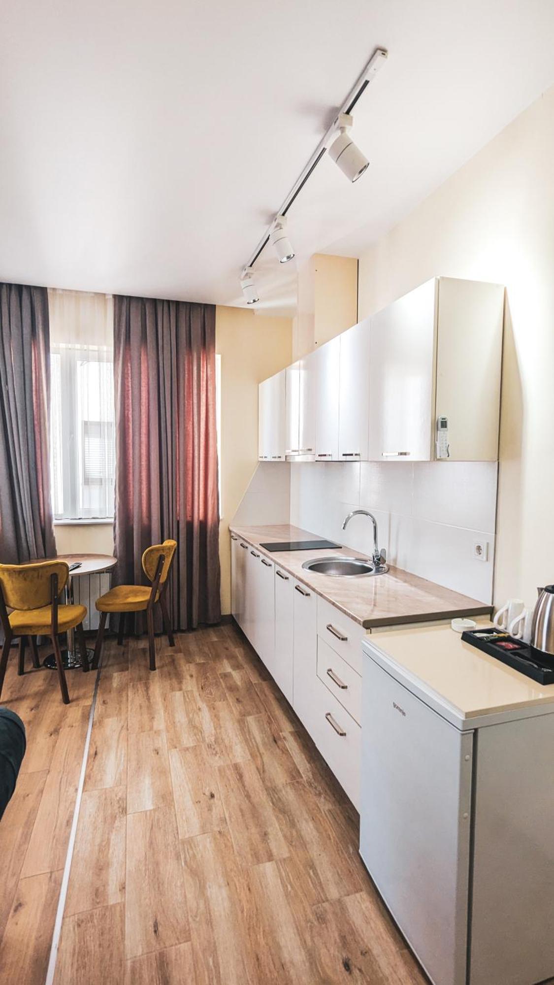 Gg Aparthotel Batumi Bagian luar foto